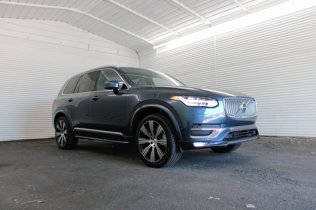 2024 Volvo XC90 Plus's photo