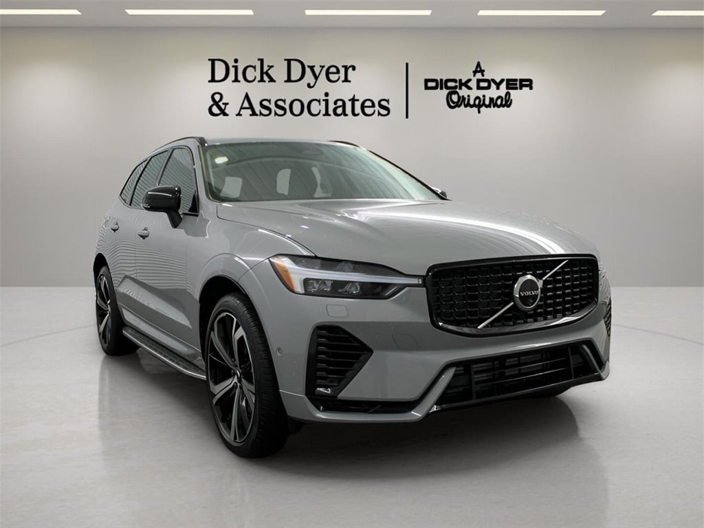 2025 Volvo XC60 Ultra's photo