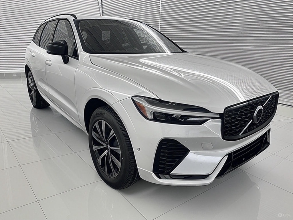 2025 Volvo XC60 B5 Plus