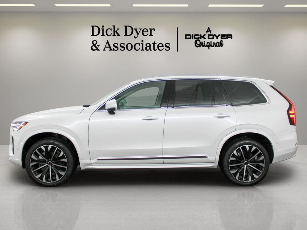2026 Volvo XC90 Ultra - Photo 7