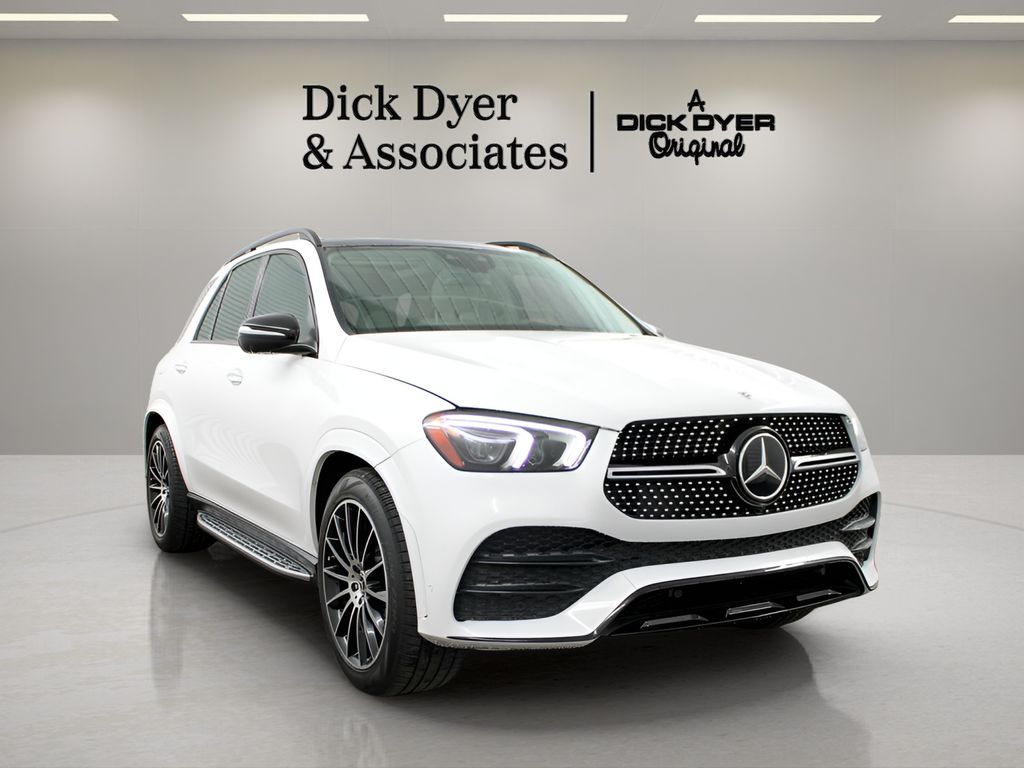 2022 Mercedes-Benz GLE GLE 450 4MATIC's photo