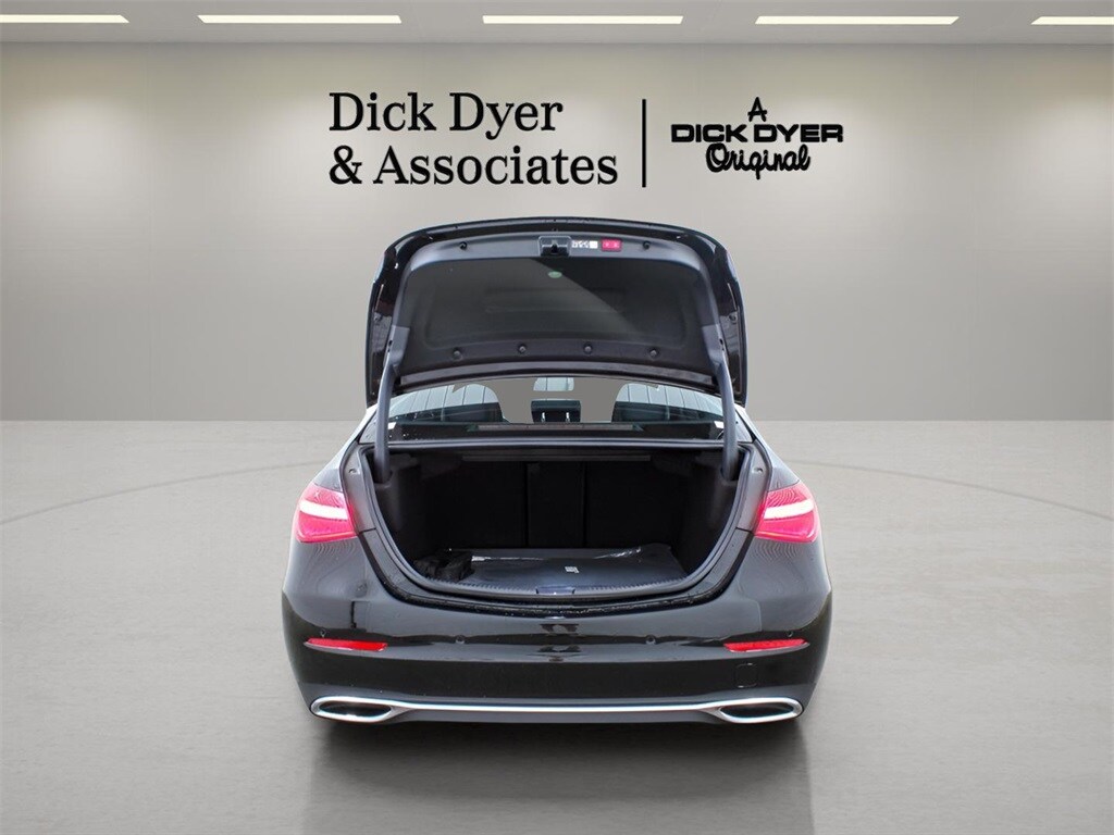 2025 Mercedes Benz C 300 Sedan photo 3