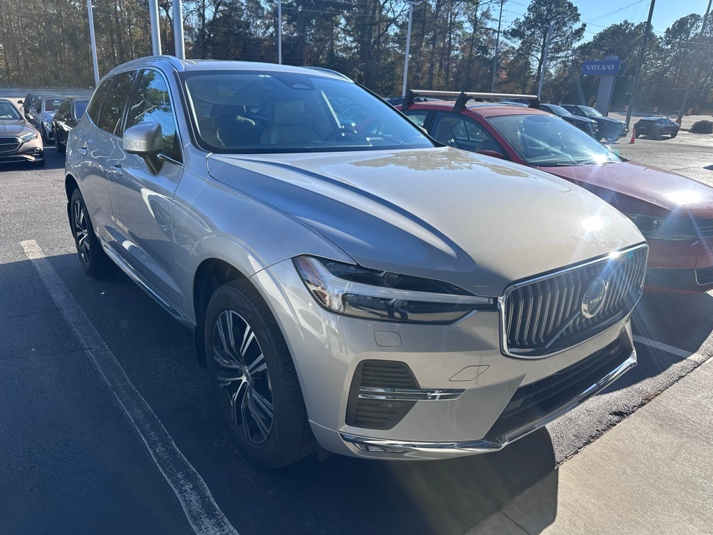 2022 Volvo XC60 Inscription's photo