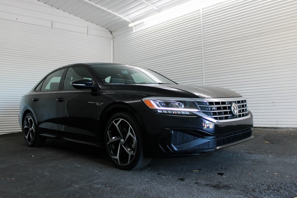 2021 Volkswagen Passat R-Line