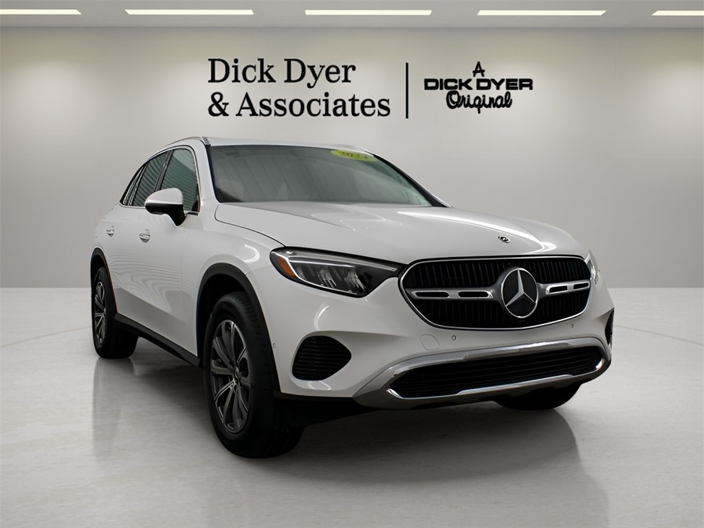 2024 Mercedes-Benz GLC 300 SUV 