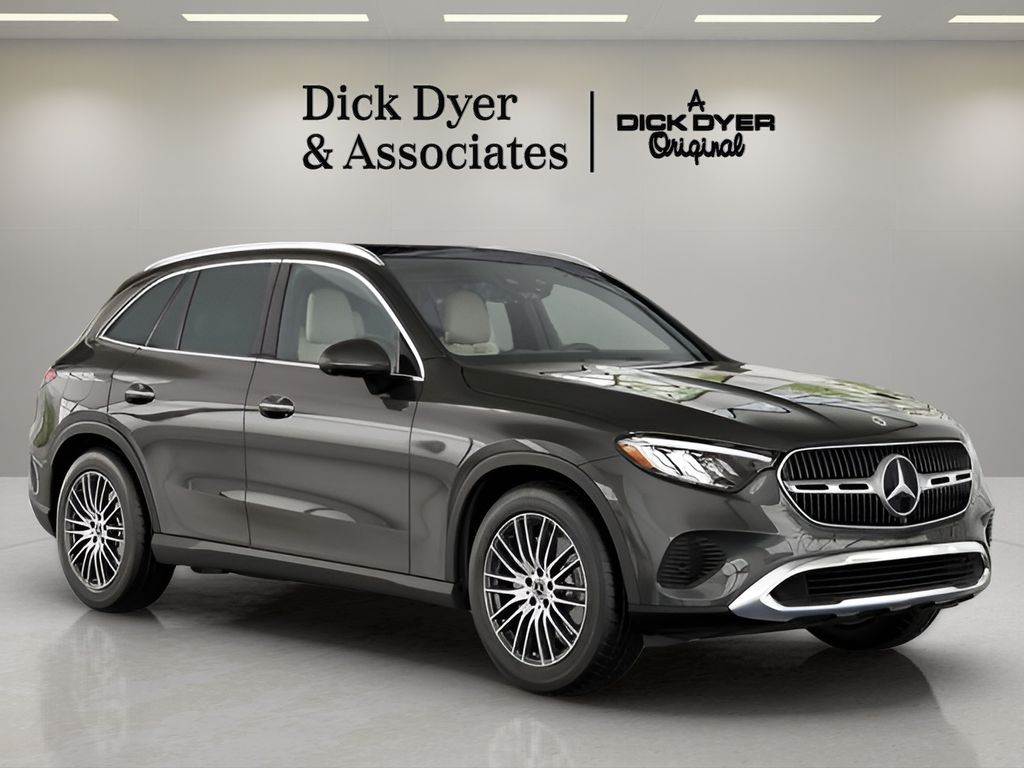 2026 Mercedes-Benz GLC