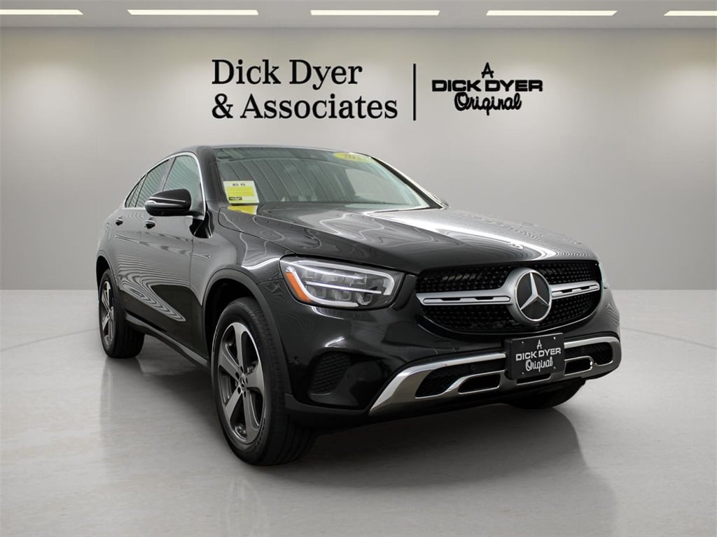 2022 Mercedes-Benz GLC 300 Coupe 