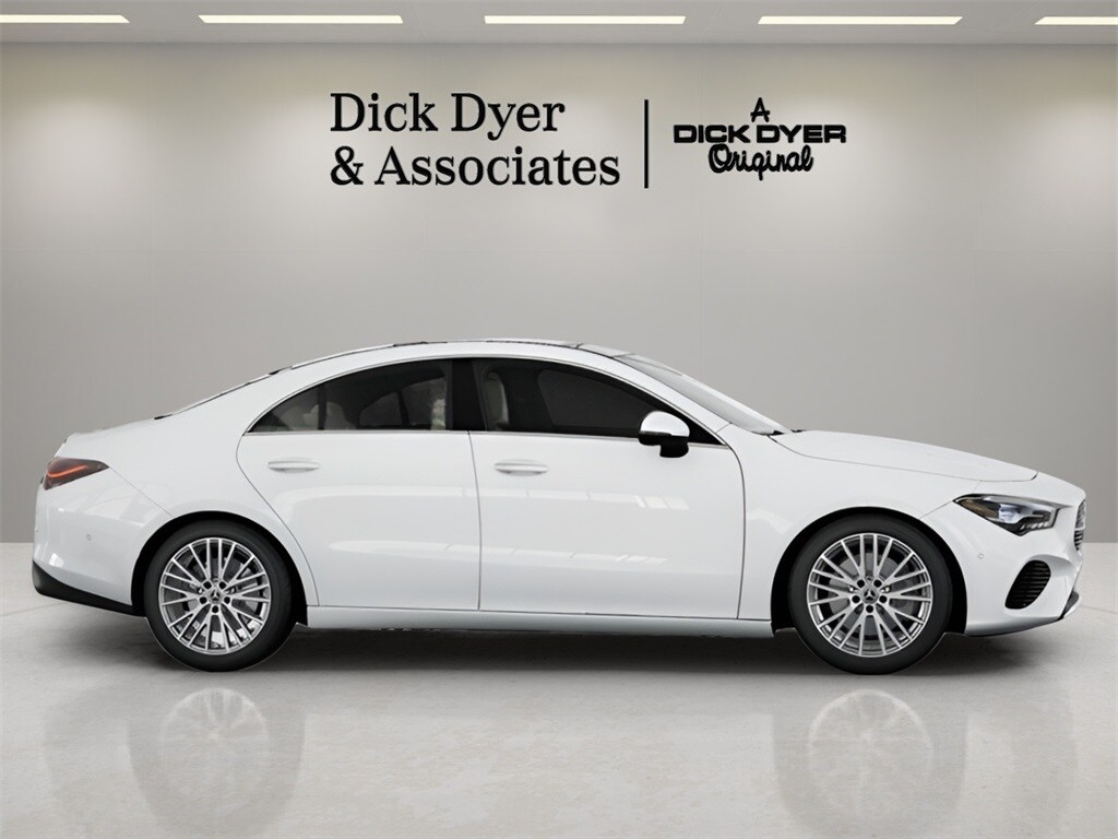2025 Mercedes Benz CLA 250 photo 4