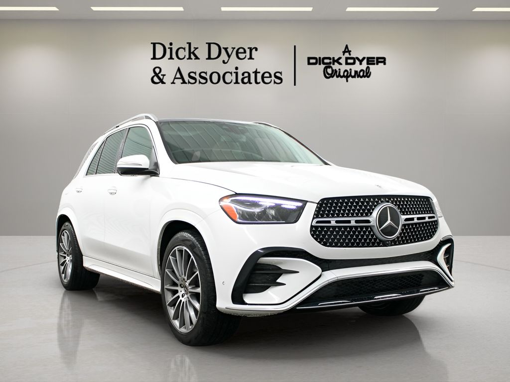 2024 Mercedes-Benz GLE's photo