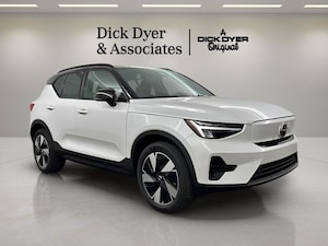 2024 Volvo XC40 Recharge Pure Electric Core SUV