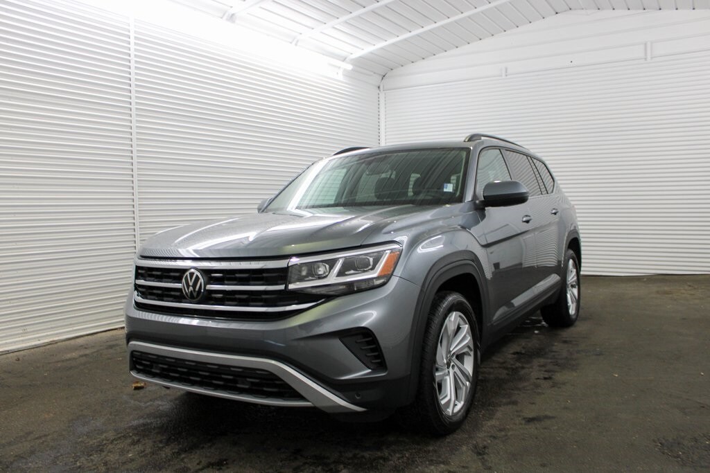 2023 Volkswagen Atlas V6 SE Technology photo 3