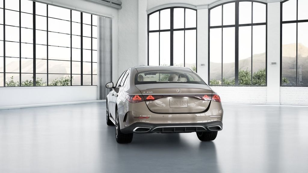 2026 Mercedes-Benz E-Class E350 - Photo 21