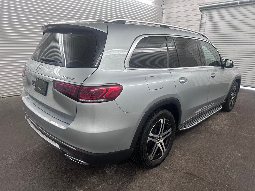 2022 Mercedes Benz GLS 450 4MATIC photo 3