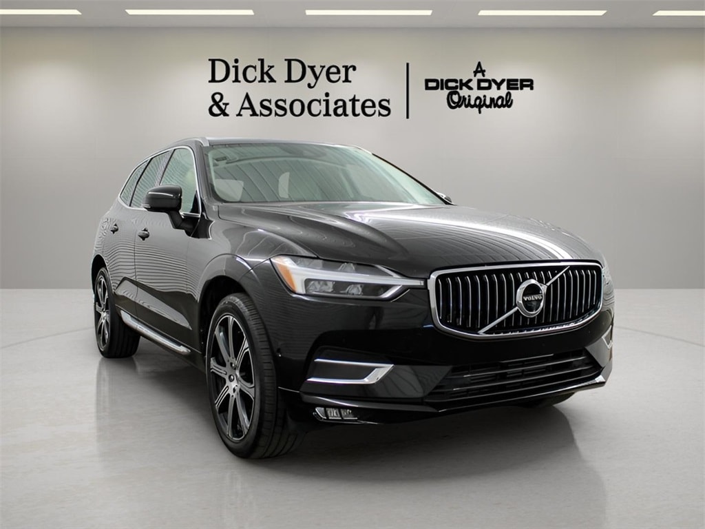 2021 Volvo XC60 Inscription's photo
