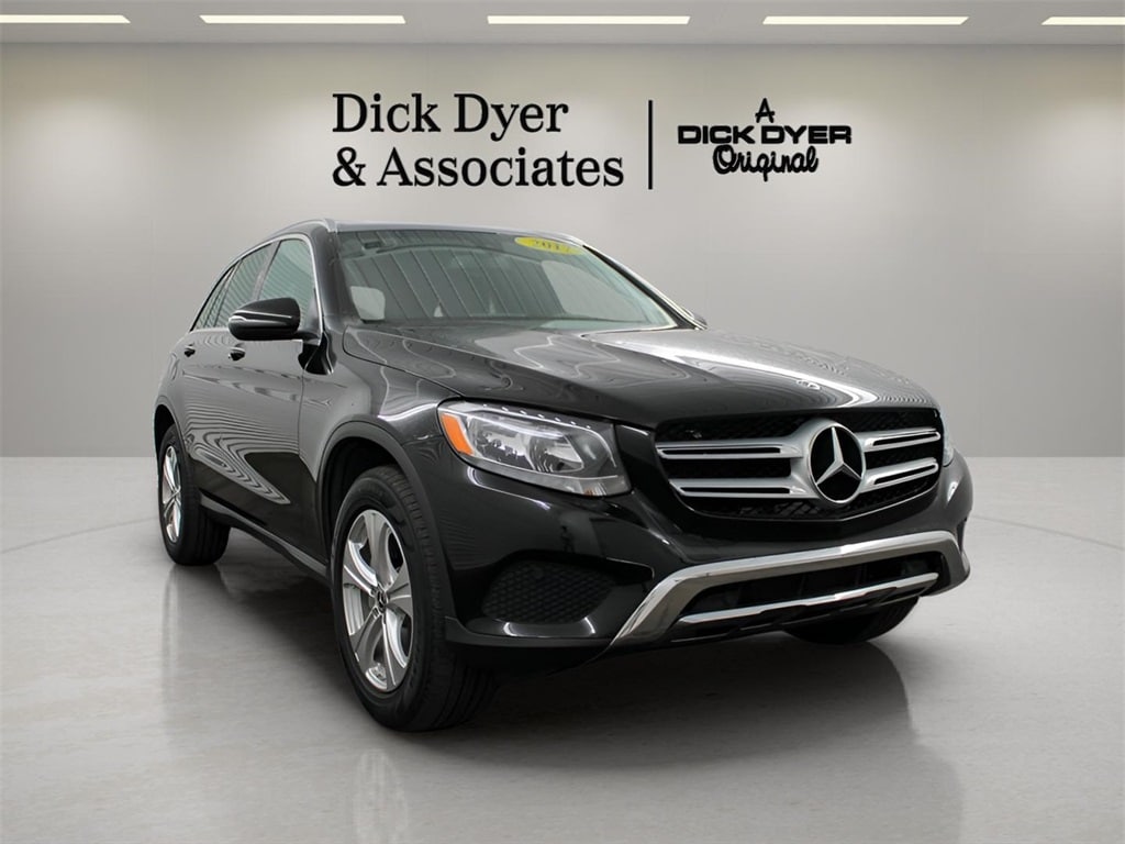 2017 Mercedes-Benz GLC 300 SUV 