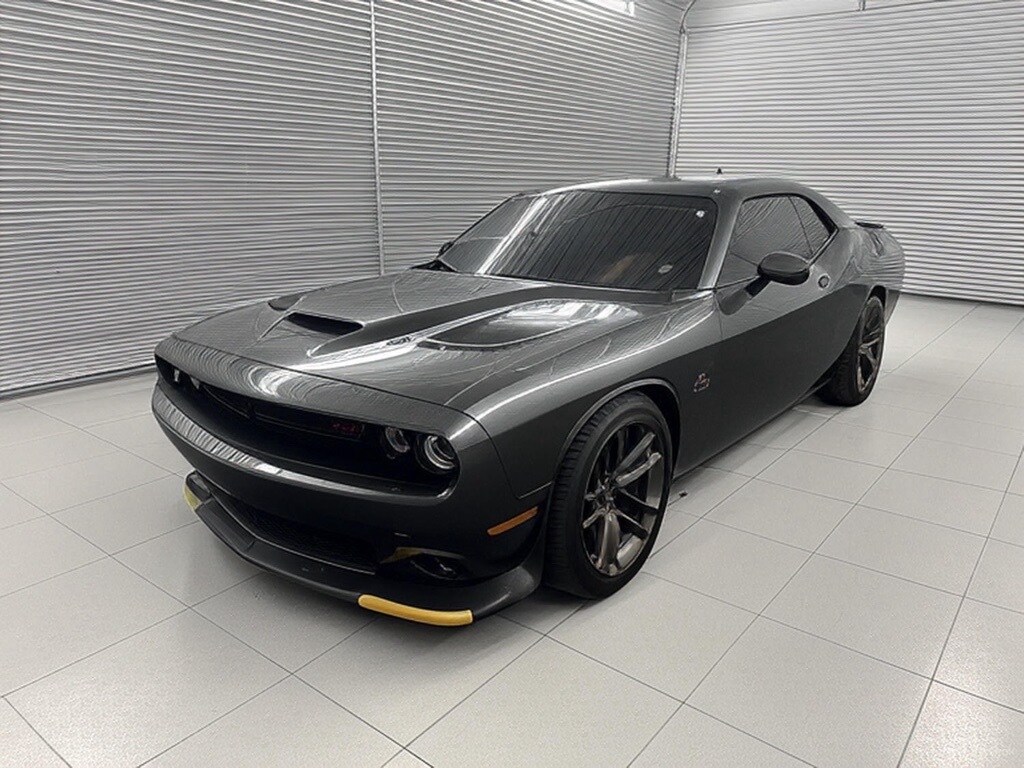 2022 Dodge Challenger R/T Scat Pack photo 4