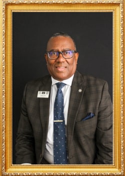 Staff member Andre Lewis from ID_7a7365cb8411