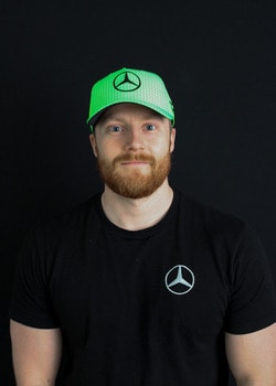 Staff member Thomas Hall from ID_4b2d6ac9e315