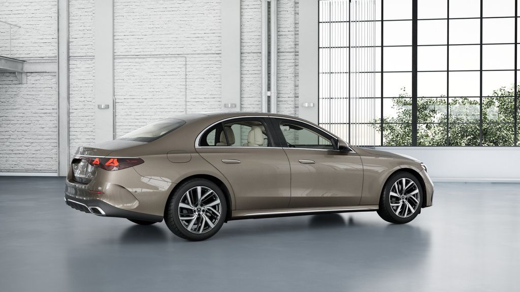 2026 Mercedes-Benz E-Class E350 - Photo 14