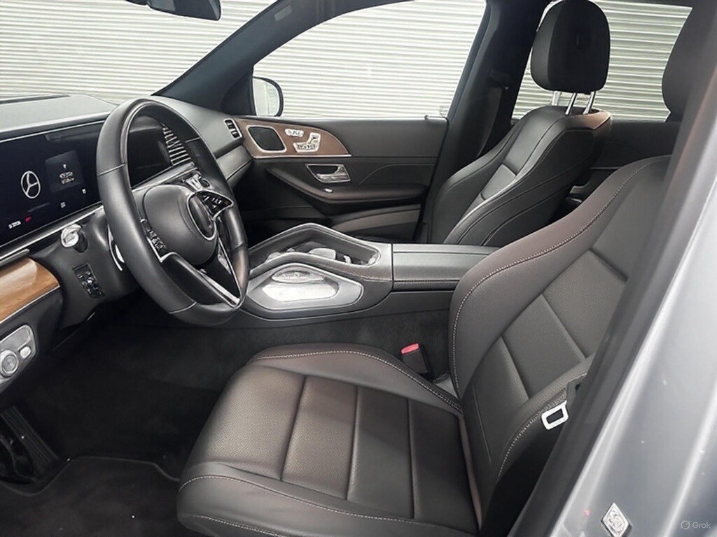 2024 Mercedes Benz GLE 350 4MATIC photo 2