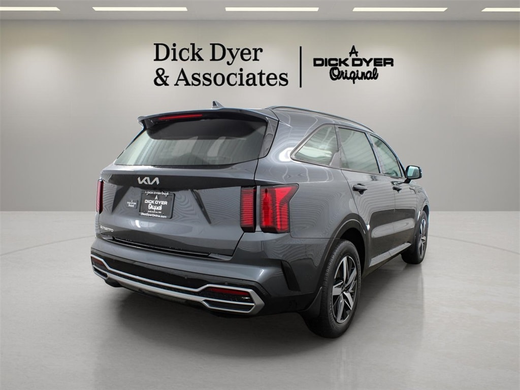 Used 2023 Kia Sorento EX SUV