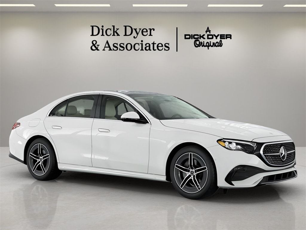 2025 Mercedes-Benz E-Class E350's photo