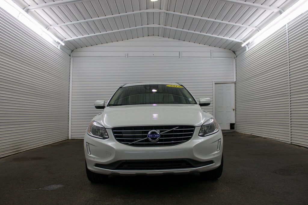 Used 2017 Volvo XC60 T5 FWD Inscription SUV