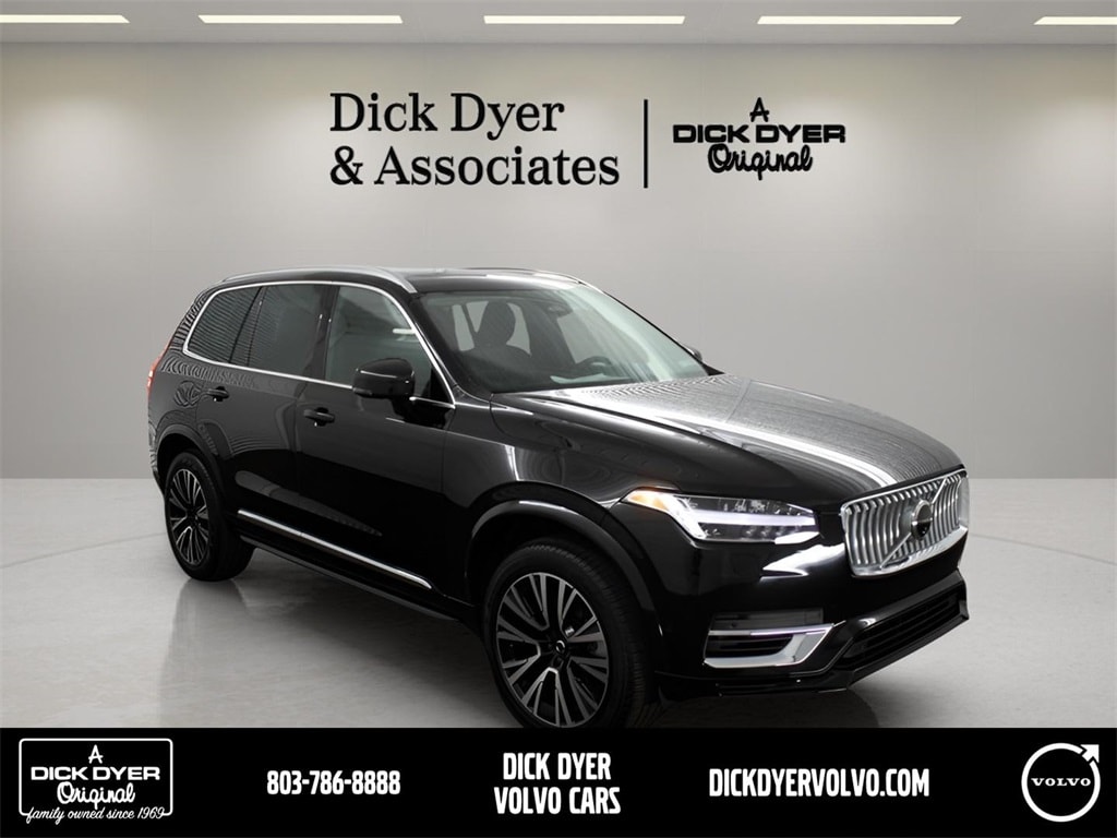 2025 Volvo XC90 plug-in hybrid T8 Plus 7-Seater