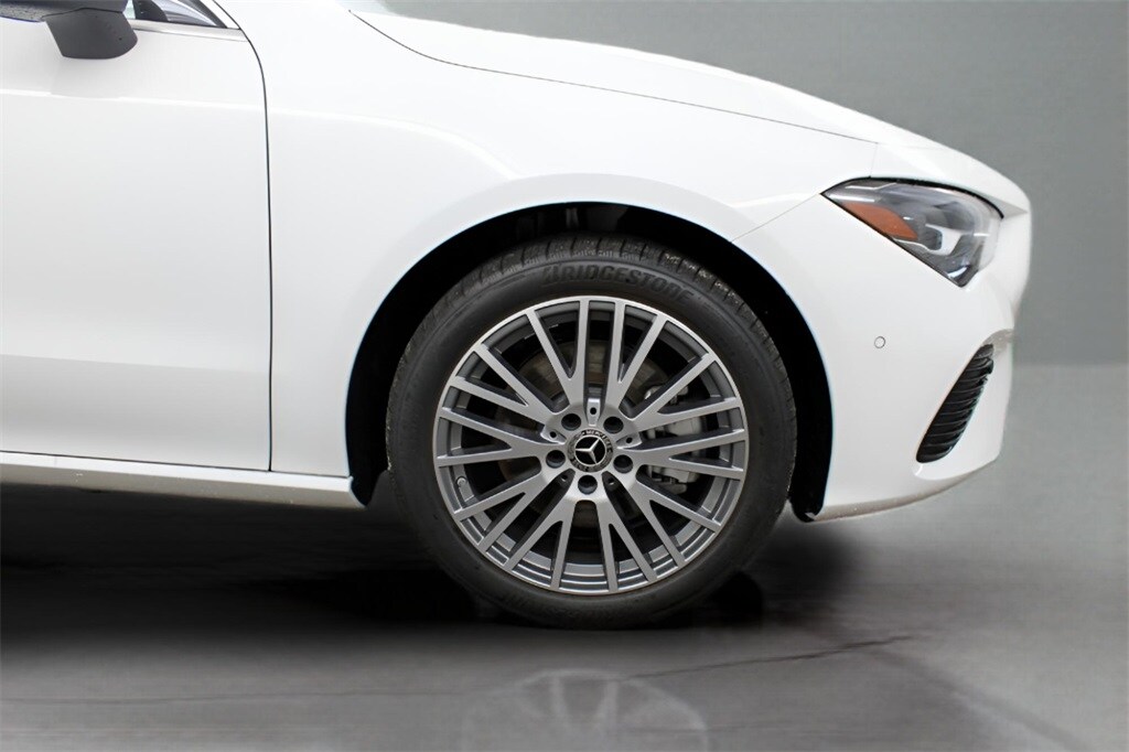 2025 Mercedes Benz CLA 250 photo 3