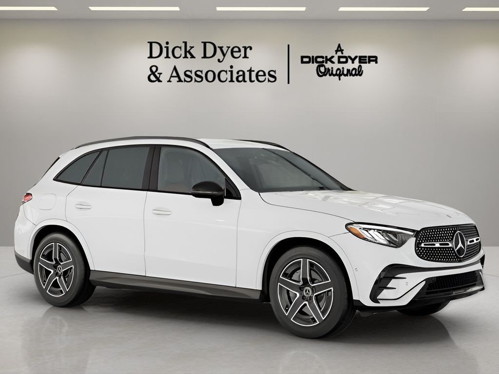 2025 Mercedes-Benz GLC