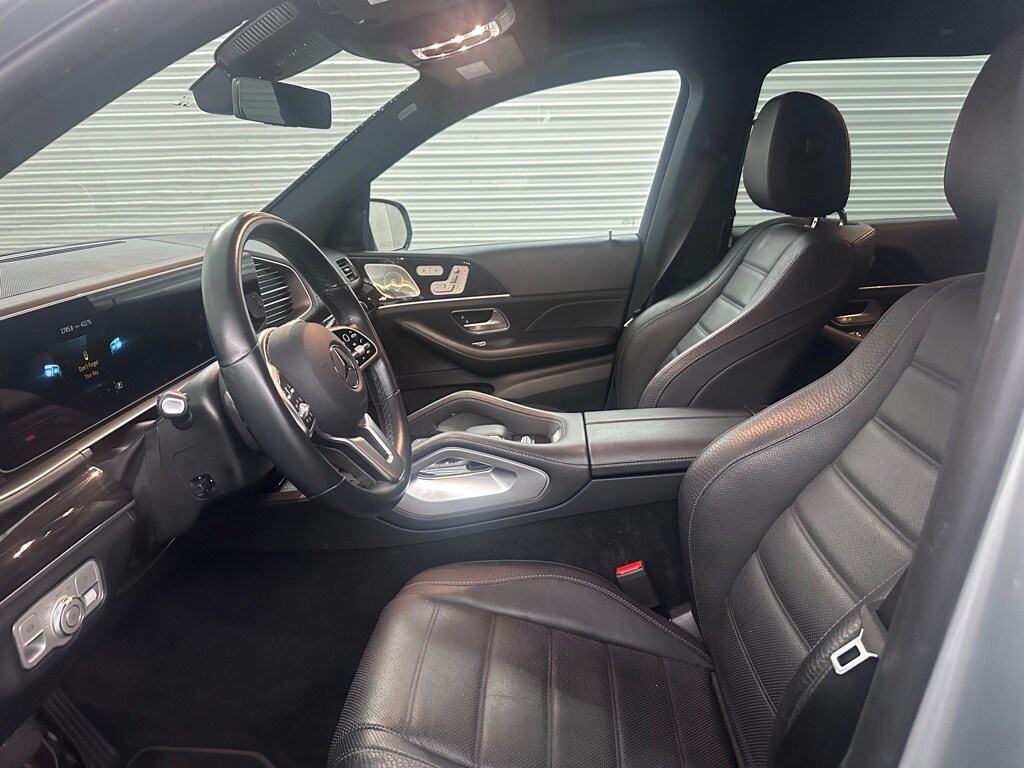 2022 Mercedes Benz GLS 450 4MATIC photo 2