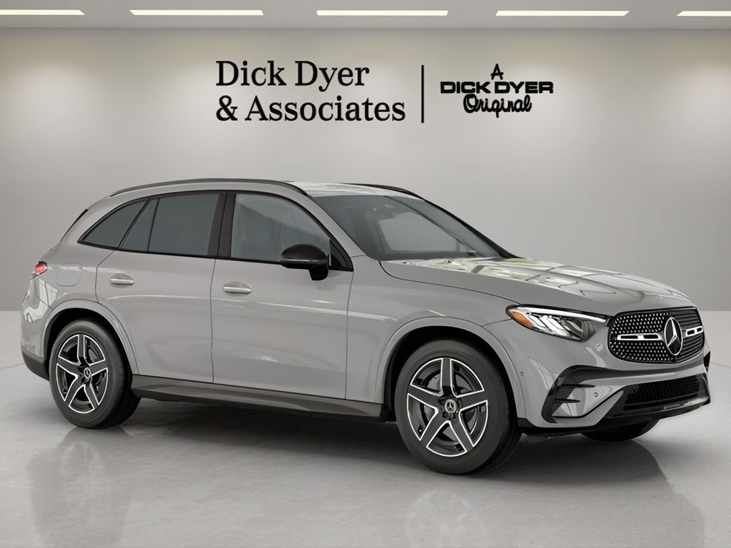 2025 Mercedes-Benz GLC