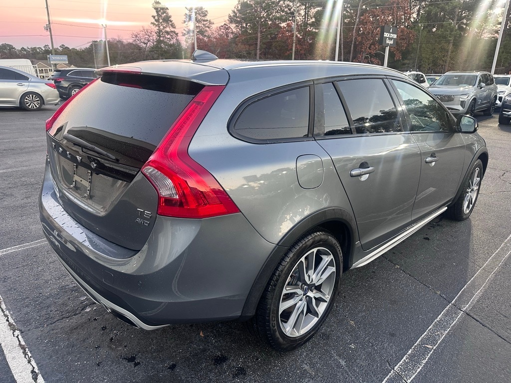 Used 2018 Volvo V60 Cross Country T5 AWD Wagon