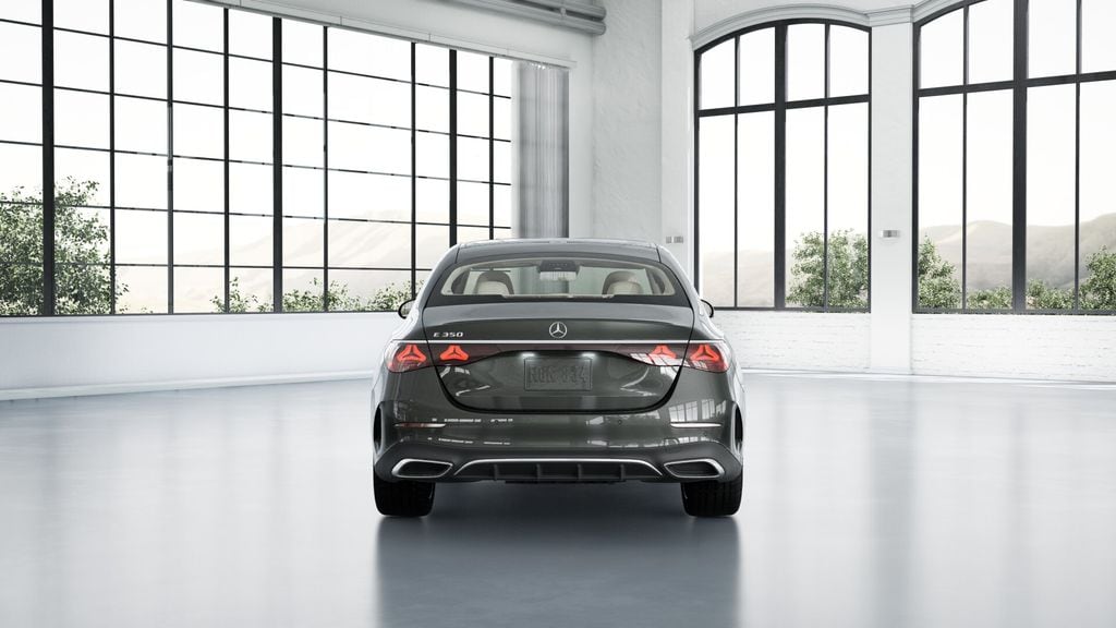 2026 Mercedes-Benz E-Class E350 - Photo 20