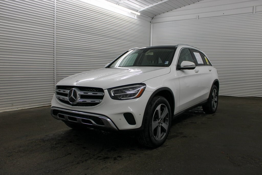 2020 Mercedes Benz GLC 300 photo 2