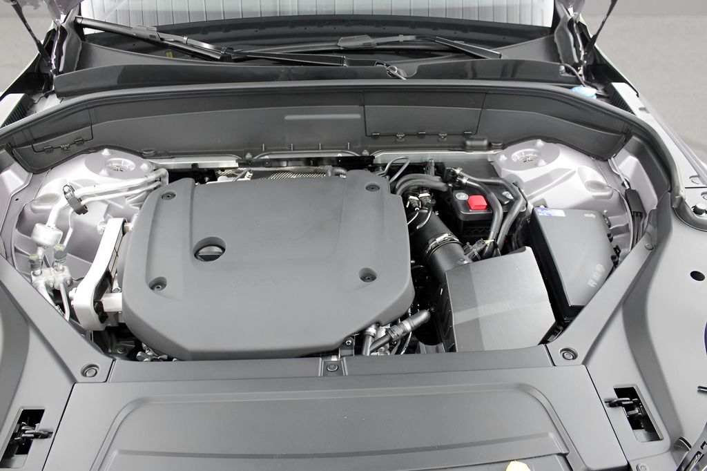 2026 Volvo XC90 Plus - Photo 26