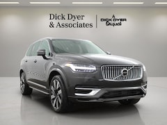 2023 Volvo XC90 Recharge Plug-In Hybrid Ultimate 6-Seater SUV