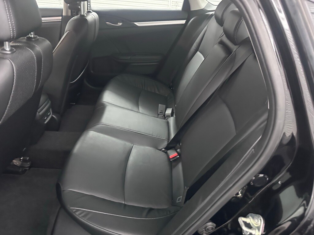 2022 Mercedes Benz GLC 300 4MATIC Coupe photo 3