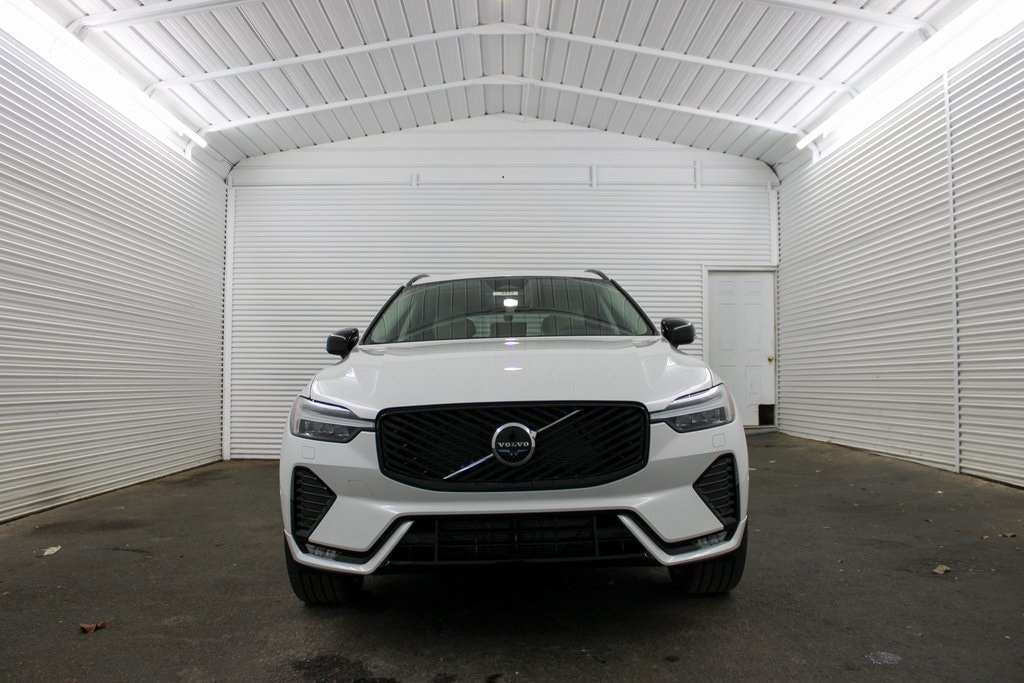 New 2026 Volvo XC60 B5 Ultra SUV
