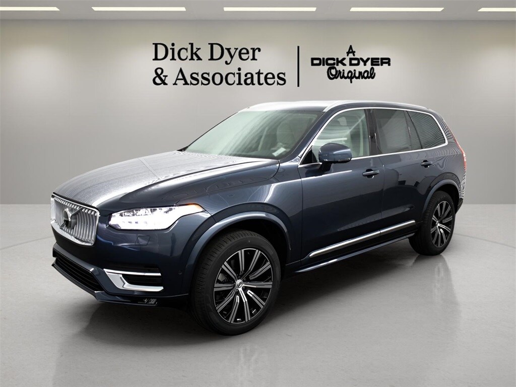2025 Volvo XC90 Plus photo 3
