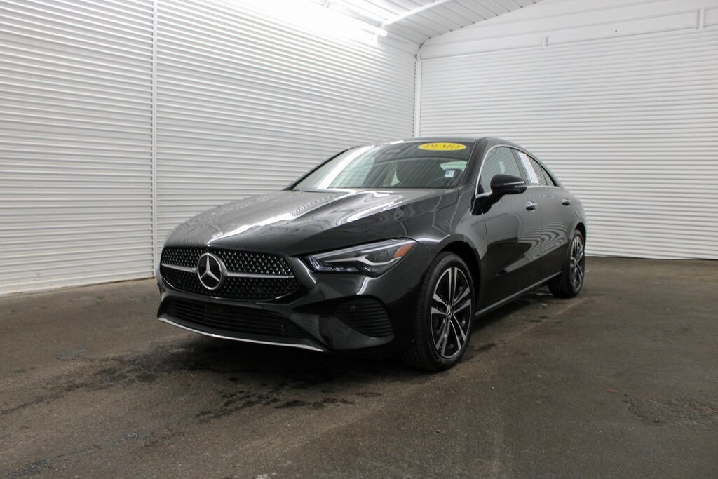 2025 Mercedes Benz CLA 250 photo 4
