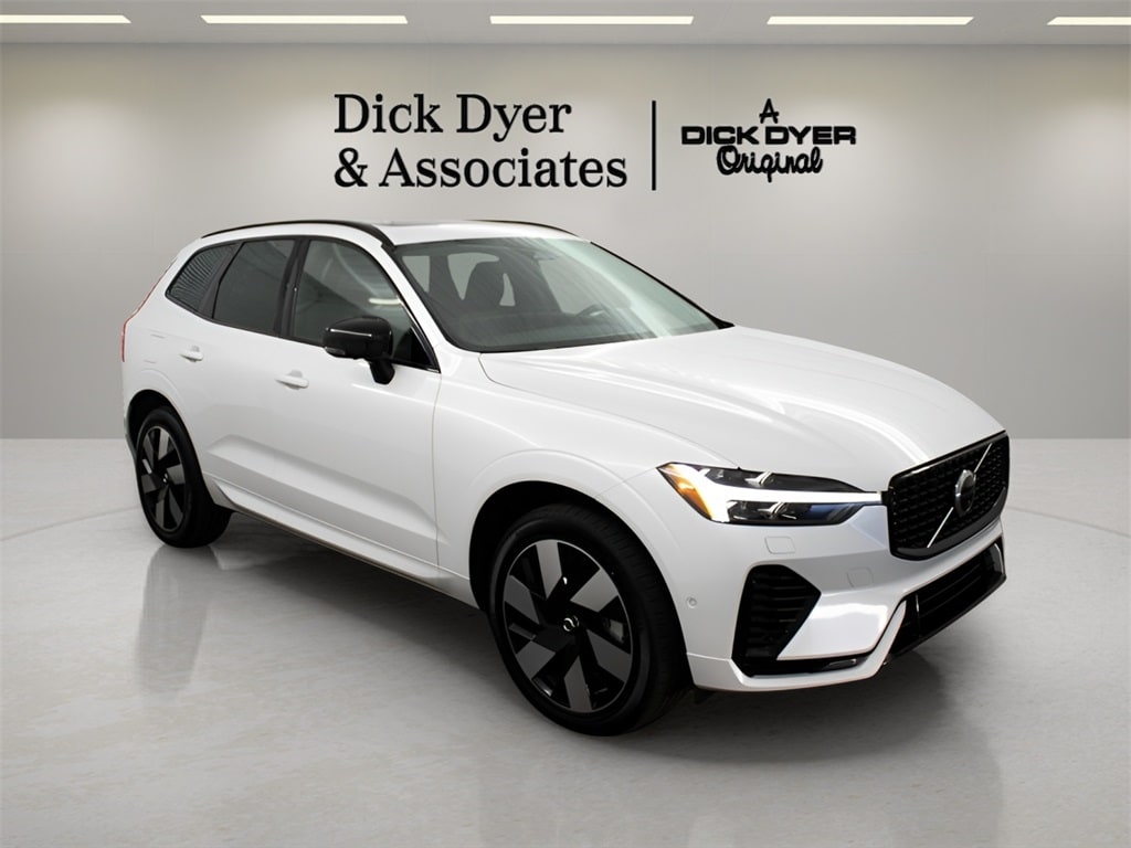 New 2025 Volvo XC60 plug-in hybrid T8 Plus SUV
