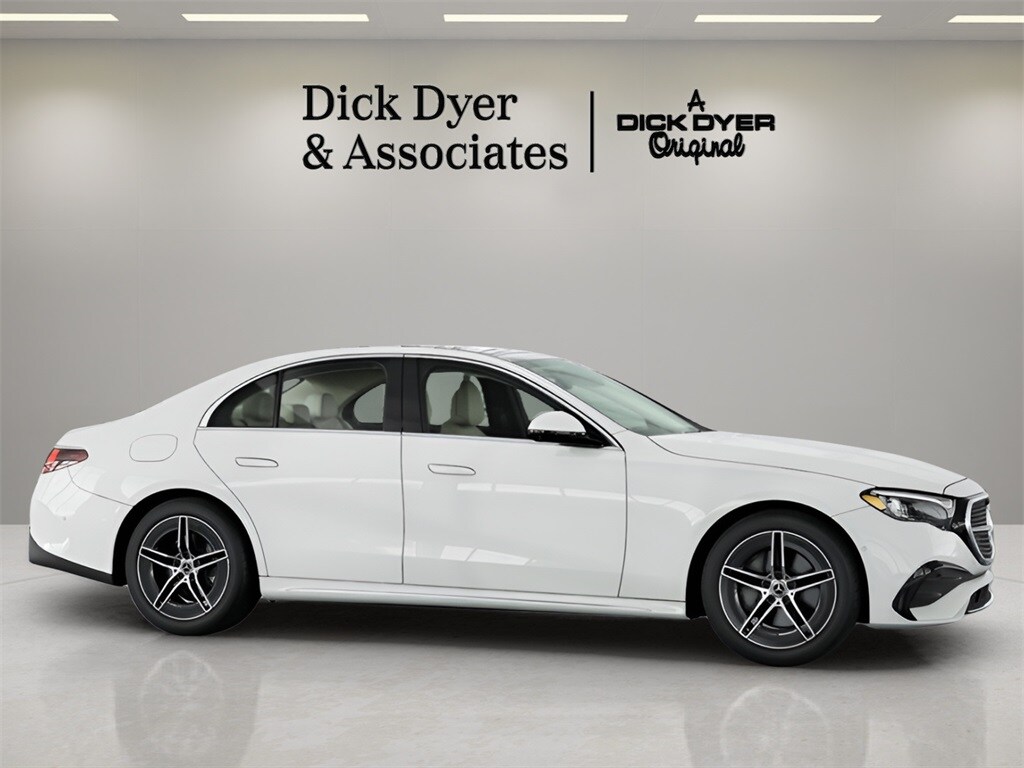 2025 Mercedes Benz E 350 Sedan photo 3