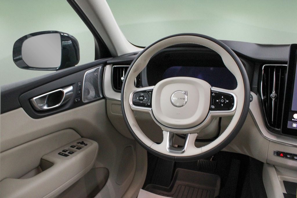 2026 Volvo XC60 Ultra - Photo 12