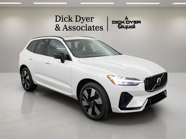 2024 Volvo XC60 Recharge Plug-In Hybrid T8 Plus Dark SUV