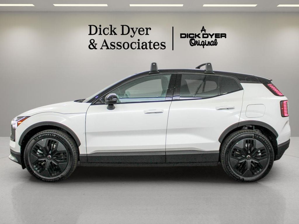 2026 Volvo EX30 Ultra - Photo 6