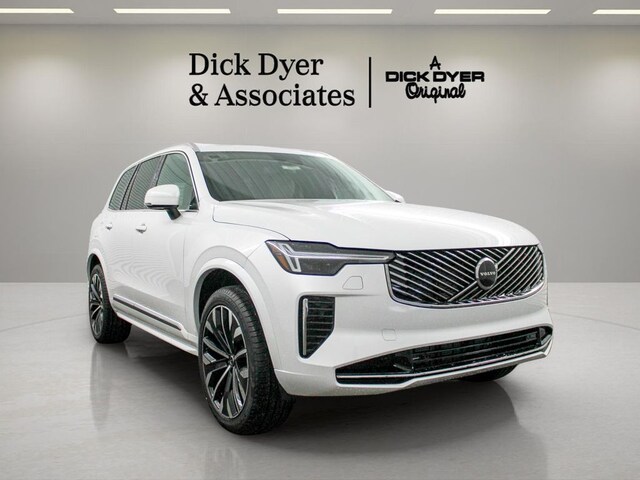 2026 Volvo XC90 B5 Core AWD SUV