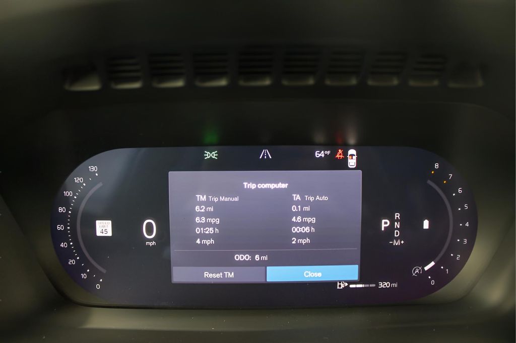 2026 Volvo XC90 Plus - Photo 22