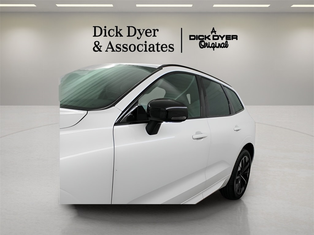 New 2026 Volvo XC90 B5 Ultra 6-Seater SUV