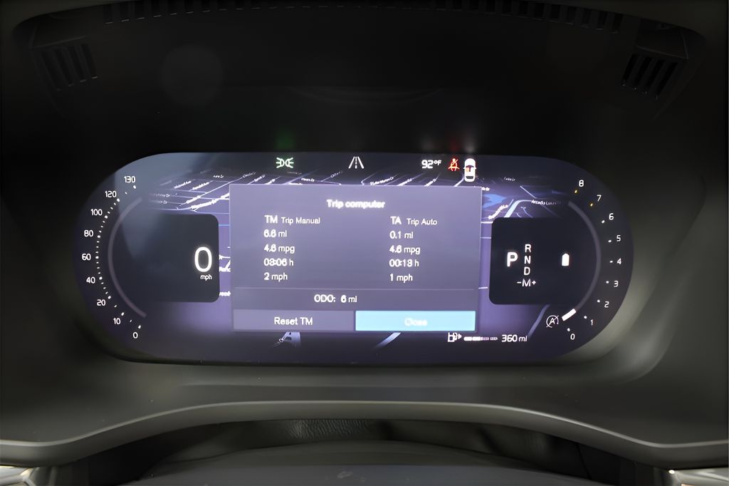 2026 Volvo XC60 Plus - Photo 22